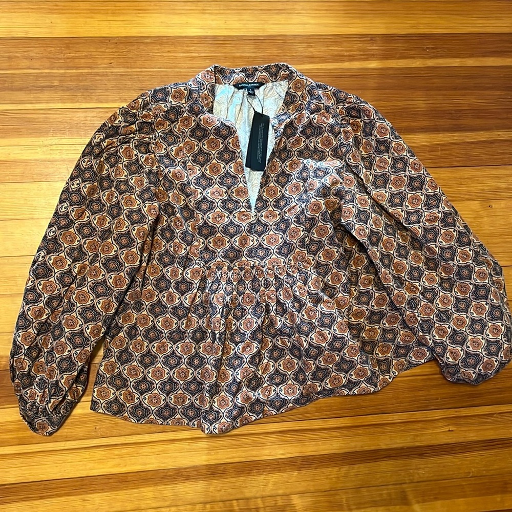 Banana republic 70s style top